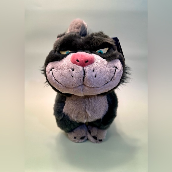 Disneyland Paris exclusive Lucifer plush from Cinderella NWT RARE - Picture 1 of 5